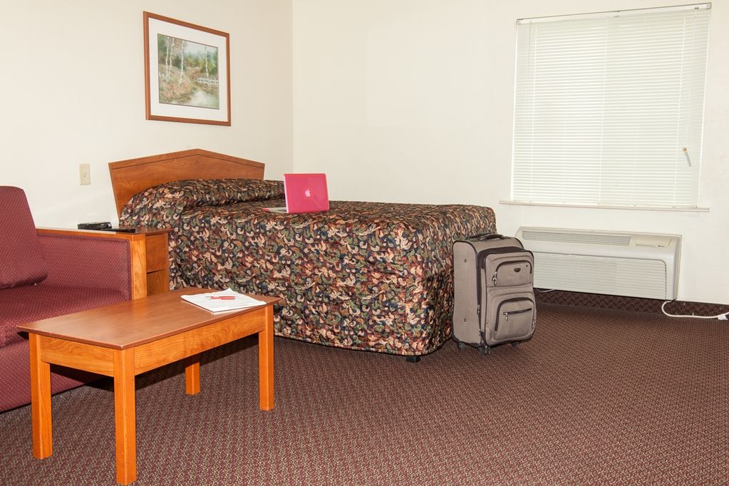 Woodspring Suites San Antonio North Live Oak I-35 객실 사진