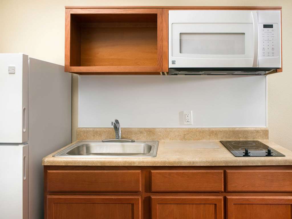Woodspring Suites San Antonio North Live Oak I-35 객실 사진