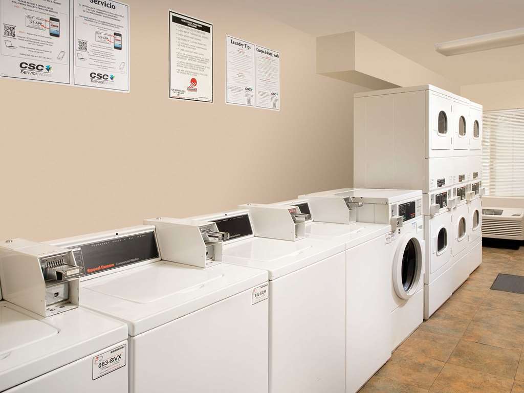 Woodspring Suites San Antonio North Live Oak I-35 시설 사진
