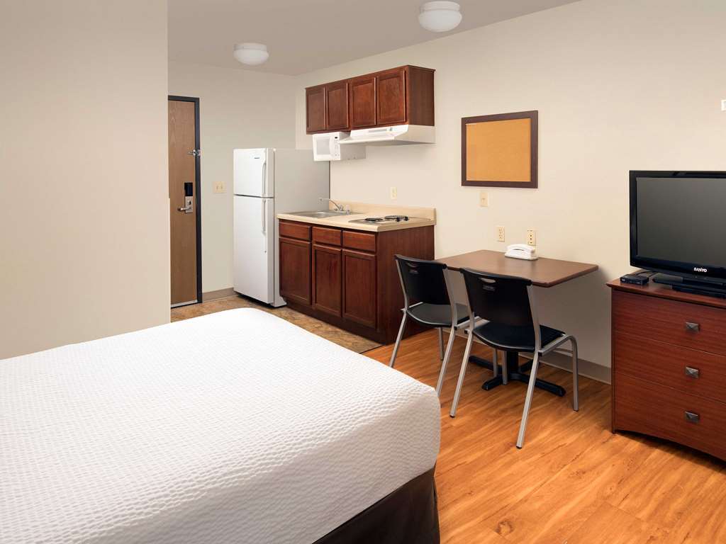Woodspring Suites San Antonio North Live Oak I-35 객실 사진